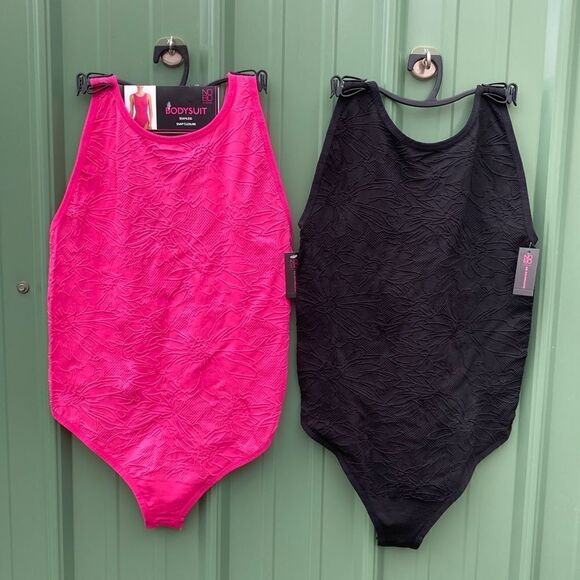 No Boundaries Tops - Women’s Juniors' Textured Floral Sleeveless Bodysuit Top 2-Pack Size XL